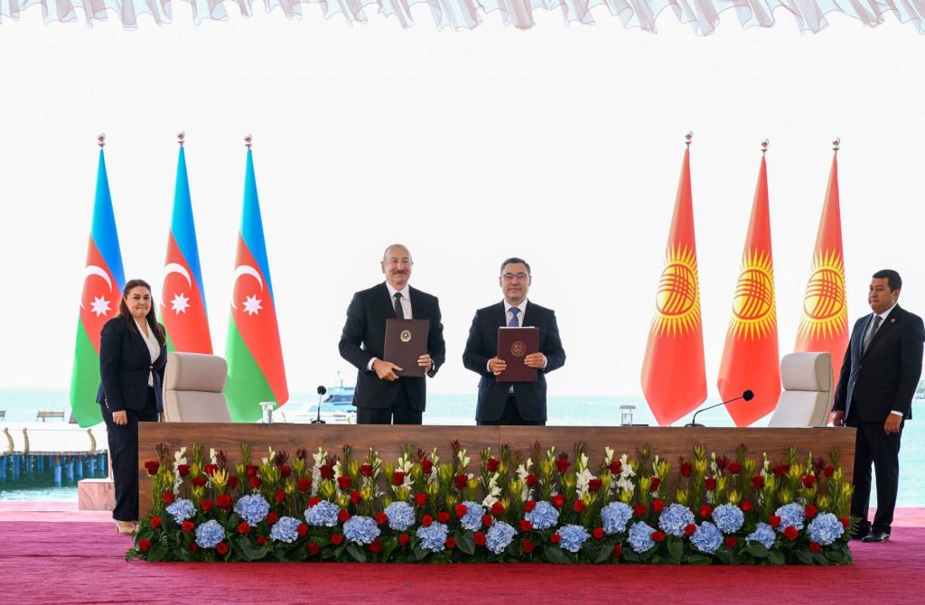 Azərbaycan Respublikası ilə Qırğız Respublikası arasında ikitərəfli münasibətlər