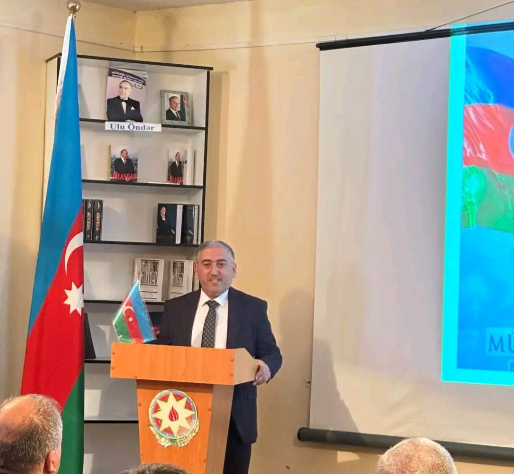 Bərdə kollecində Müstəqilliyin Bərpası Günü qeyd olunub